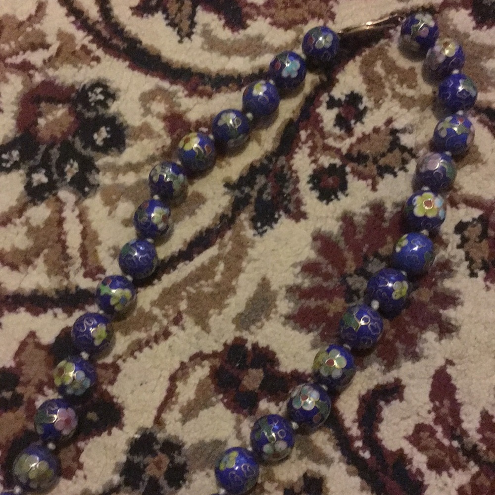 Long hand painted floral necklace - Picture 2 of 3